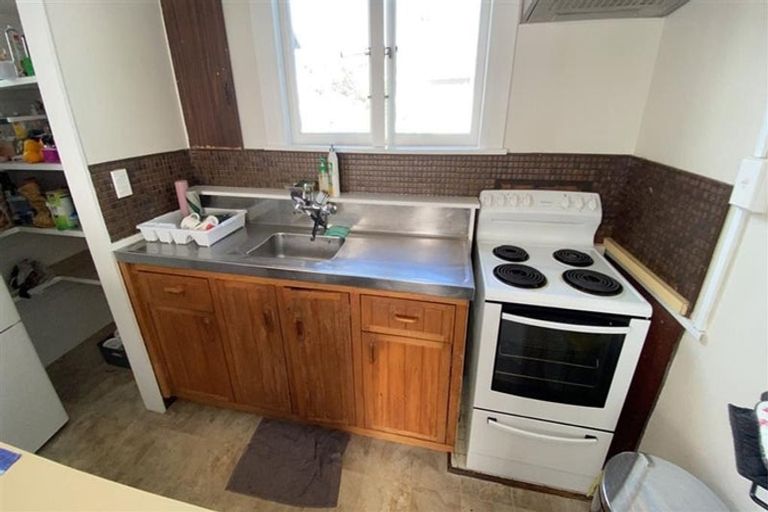 Photo of property in 37 Colombo Street, Newtown, Wellington, 6021