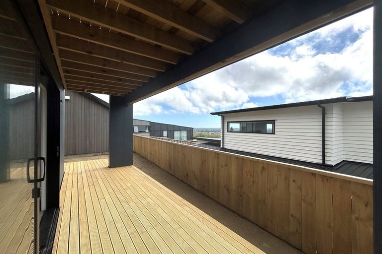 Photo of property in 96 Kotare Street, Waikanae, 5036