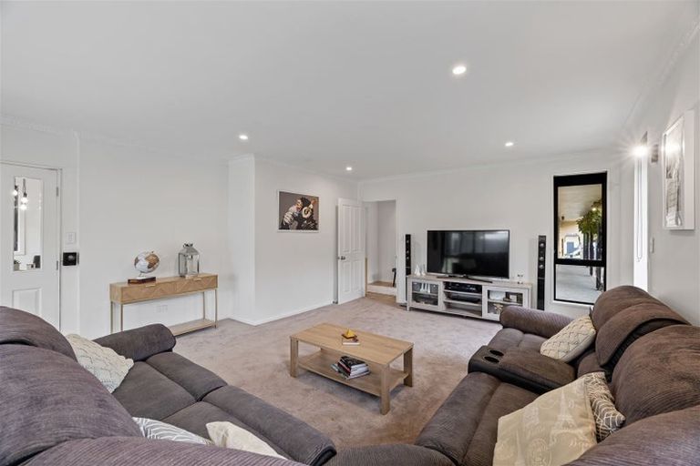 Photo of property in 443 Mairehau Road, Parklands, Christchurch, 8083