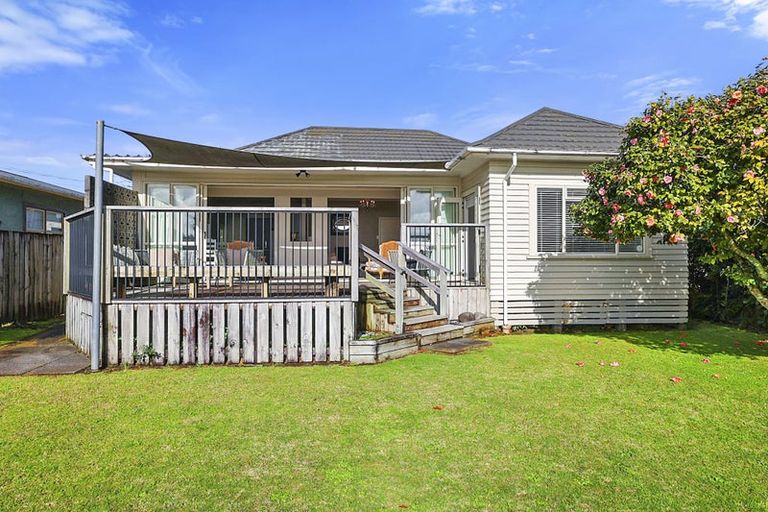 Photo of property in 27 List Street, Welbourn, New Plymouth, 4310