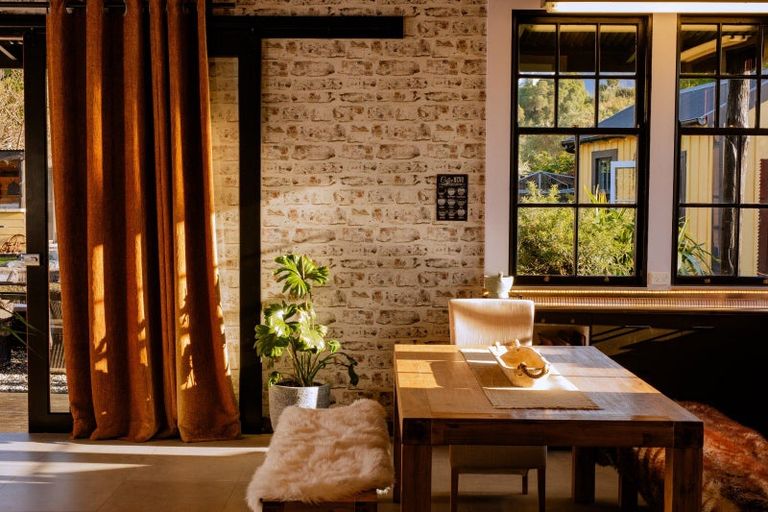 Photo of property in 5 Old Beach Road, Hapuku, Kaikoura, 7371