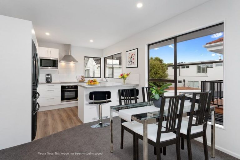 Photo of property in 91 Beachville Road, Redcliffs, Christchurch, 8081