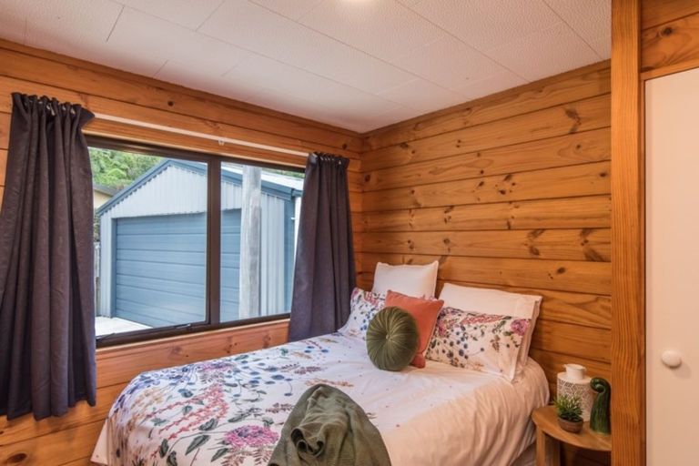 Photo of property in 4 Poneke Drive, Waikanae, 5036