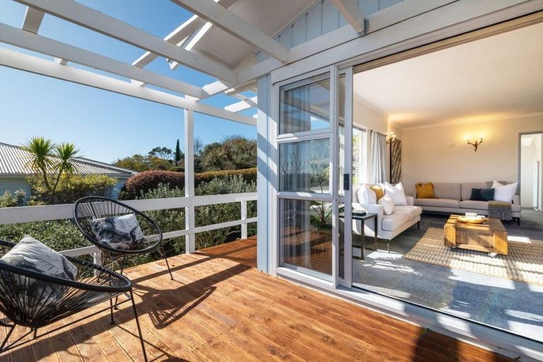 Photo of property in 46 Alton Avenue, Hillcrest, Auckland, 0627