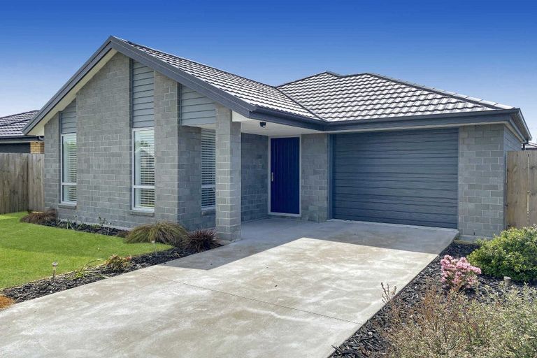 Photo of property in 11 Stud Road, Yaldhurst, Christchurch, 8042