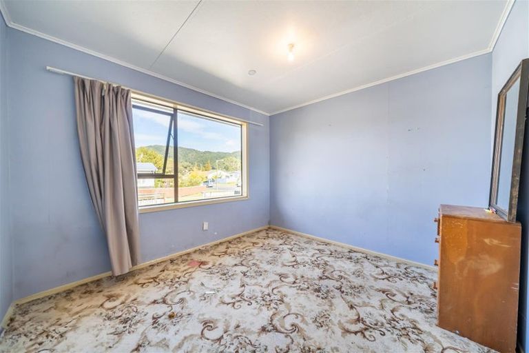 Photo of property in 8 Meremere Street, Wainuiomata, Lower Hutt, 5014