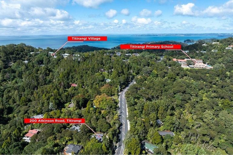 Photo of property in 200 Atkinson Road, Titirangi, Auckland, 0604