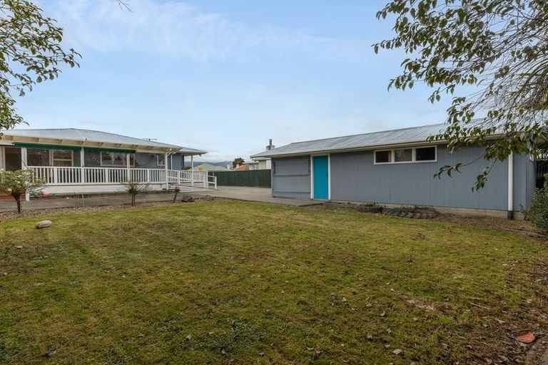 Photo of property in 13 Bowen Street, Levin, 5510