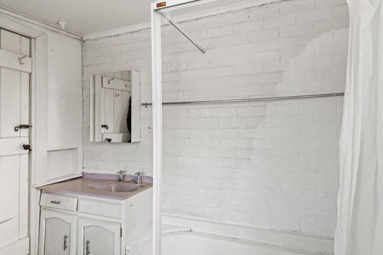 Photo of property in 20 Pukeko Place, Westshore, Napier, 4110