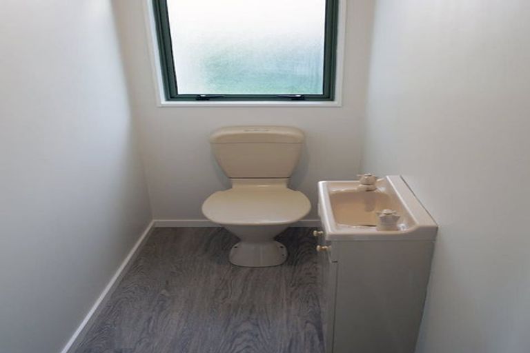 Photo of property in 35 Makarini Street, Paraparaumu, 5032