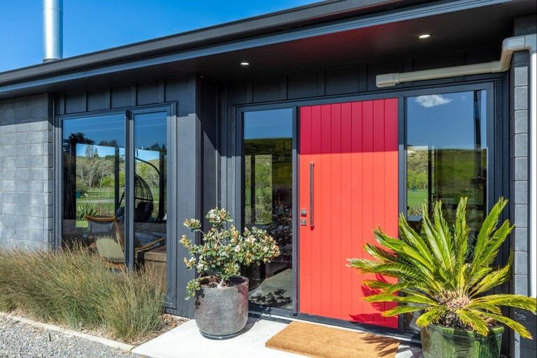 Photo of property in 40 River Road, Otane, Waipawa, 4271