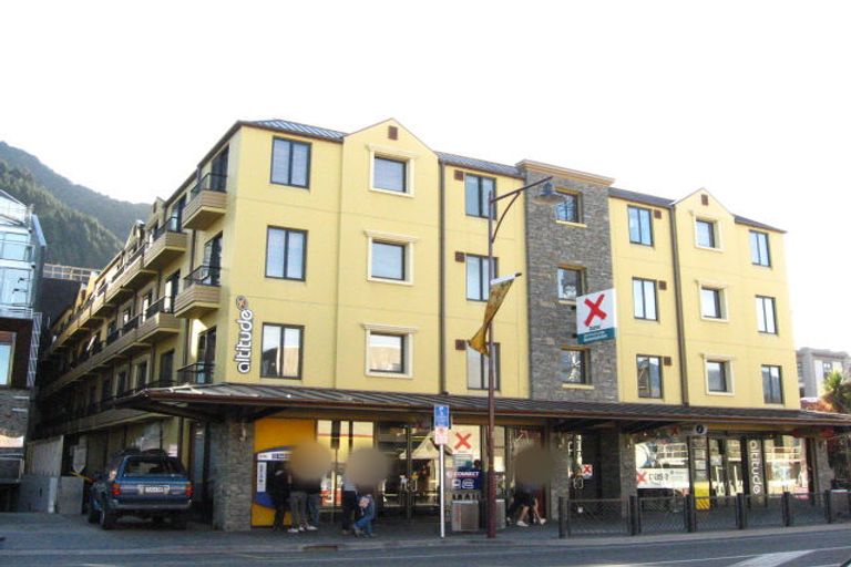 Photo of property in 63 Shotover Street, Queenstown, 9300