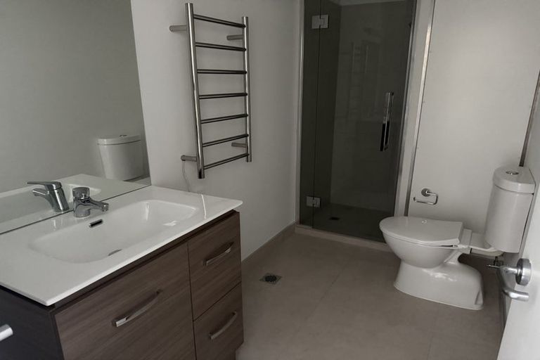 Photo of property in 14f/30 Westward Ho, Glen Eden, Auckland, 0602