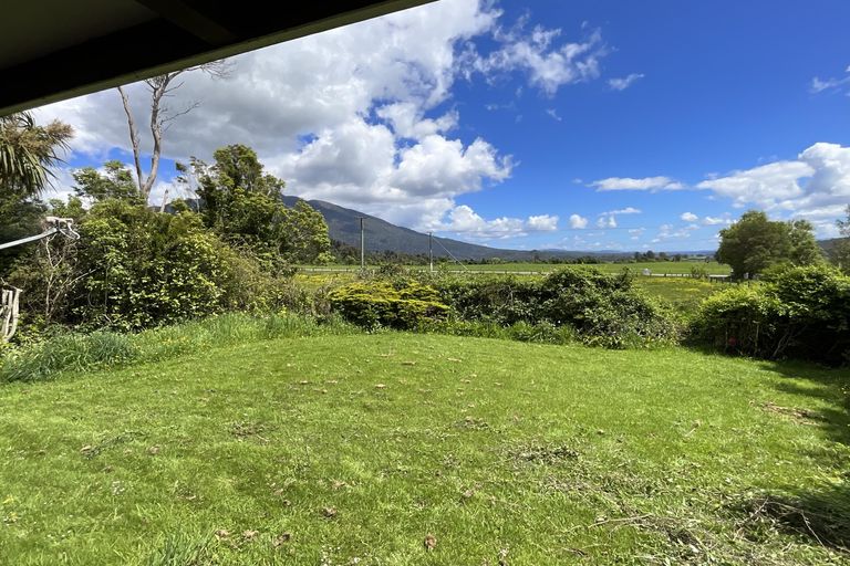 Photo of property in 1425 Lake Brunner Road, Inchbonnie, 7875