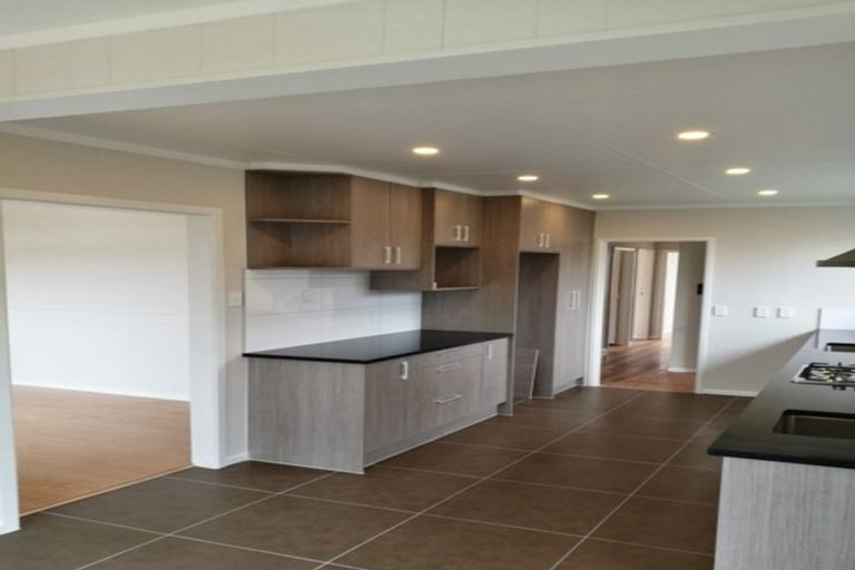 Photo of property in 38 Buller Crescent, Manurewa, Auckland, 2102