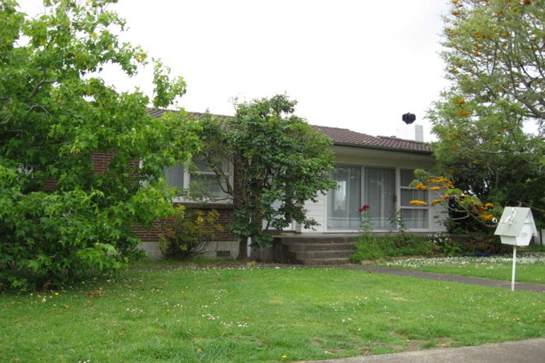 Photo of property in 107 Muir Avenue, Mangere Bridge, Auckland, 2022