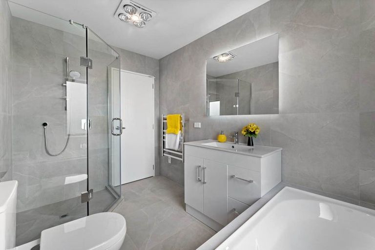 Photo of property in 40 Papai Lane, Massey, 0614