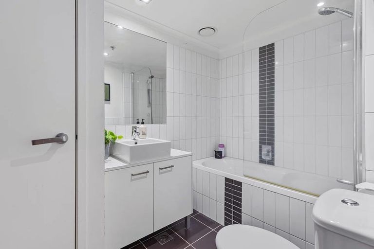 Photo of property in 304/277 Maunganui Road, Mount Maunganui, 3116