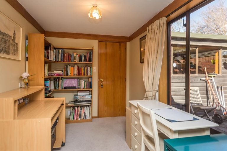 Photo of property in 2a Wai-iti Terrace, Burnside, Christchurch, 8053