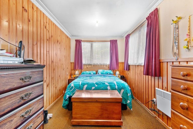 Photo of property in 11 Sandown Street, Waihola, Milton, 9073