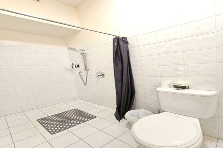 Photo of property in 20 Egmont Street, Te Aro, Wellington, 6011