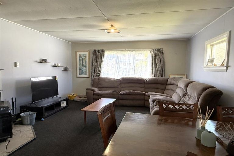 Photo of property in 48 Oxford Street, Taylorville, Greymouth, 7805