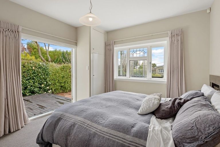 Photo of property in 16 Riverview Street, Beckenham, Christchurch, 8023