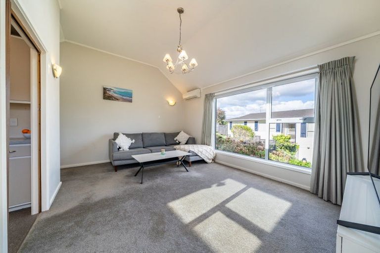 Photo of property in 18b Penryn Drive, Camborne, Porirua, 5026
