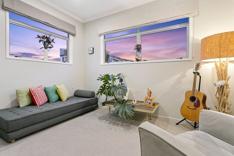 Photo of property in 2 Skylark Road, Hobsonville, Auckland, 0616