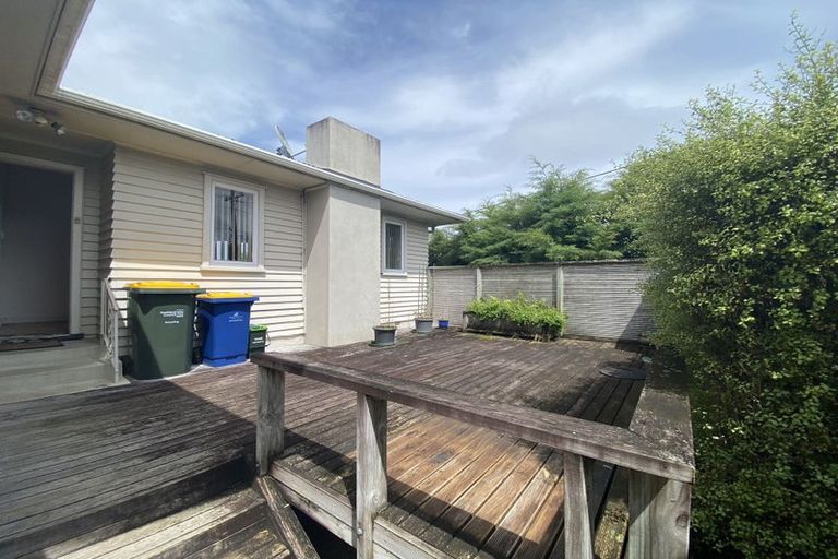 Photo of property in 1/40 Savoy Road, Glen Eden, Auckland, 0602