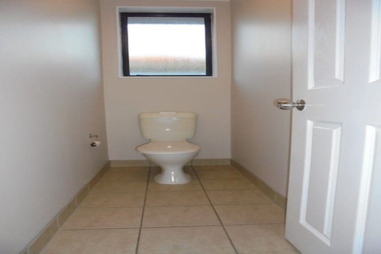 Photo of property in 203 Keri Vista Rise, Papakura, 2110