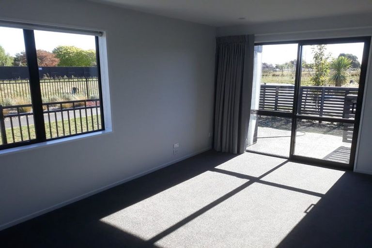 Photo of property in 31 Piripiri Place, Broomfield, Christchurch, 8042