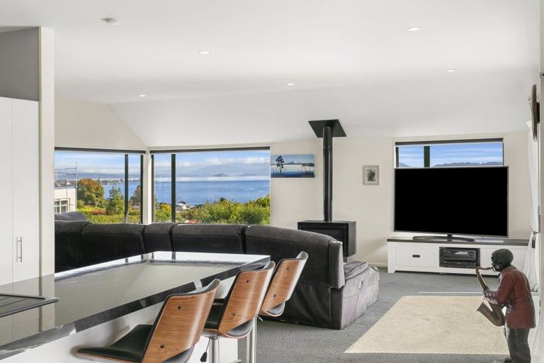 Photo of property in 2/7 Ngamotu Road, Taupo, 3330