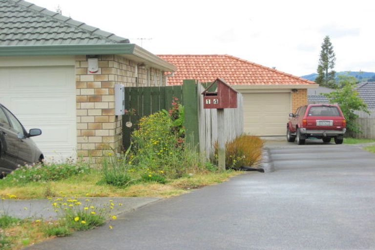 Photo of property in 14 Les Marston Place, Pukekohe, 2120