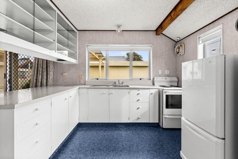 Photo of property in 4/249 Taradale Road, Pirimai, Napier, 4112