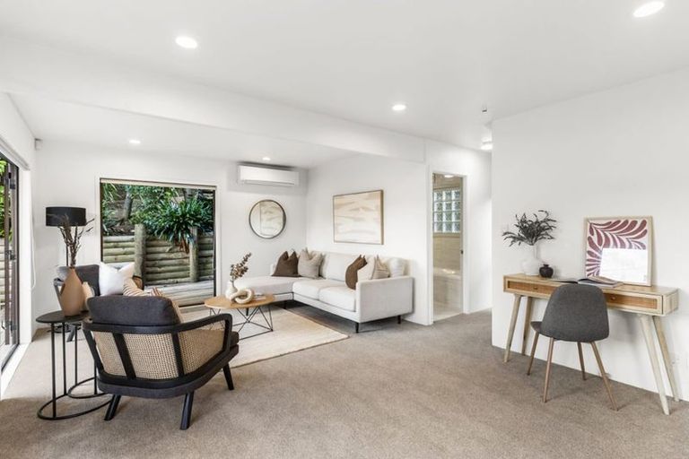 Photo of property in 2/49 Mozeley Avenue, Devonport, Auckland, 0624