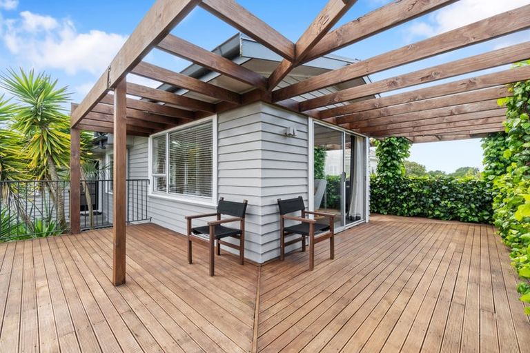 Photo of property in 6 Charles Crescent, Beerescourt, Hamilton, 3200