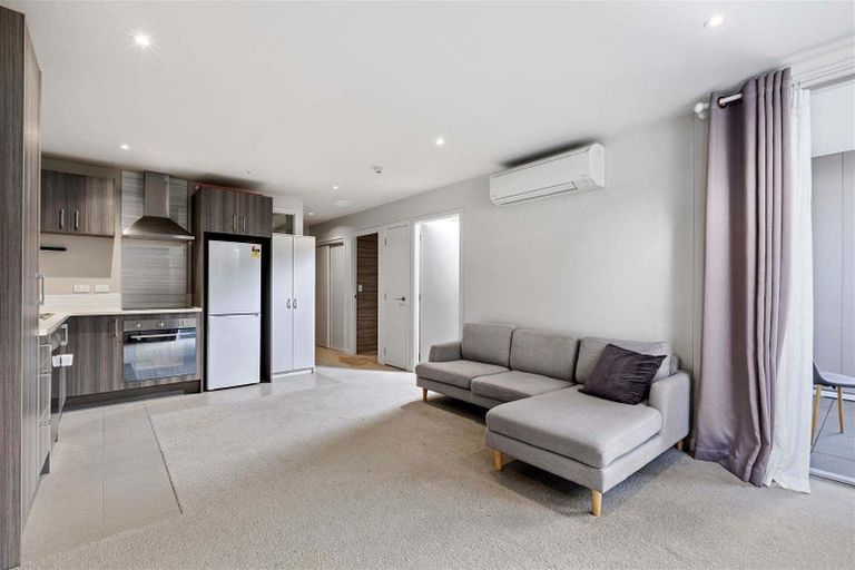 Photo of property in 106/25 Don Mckinnon Drive, Albany, Auckland, 0632