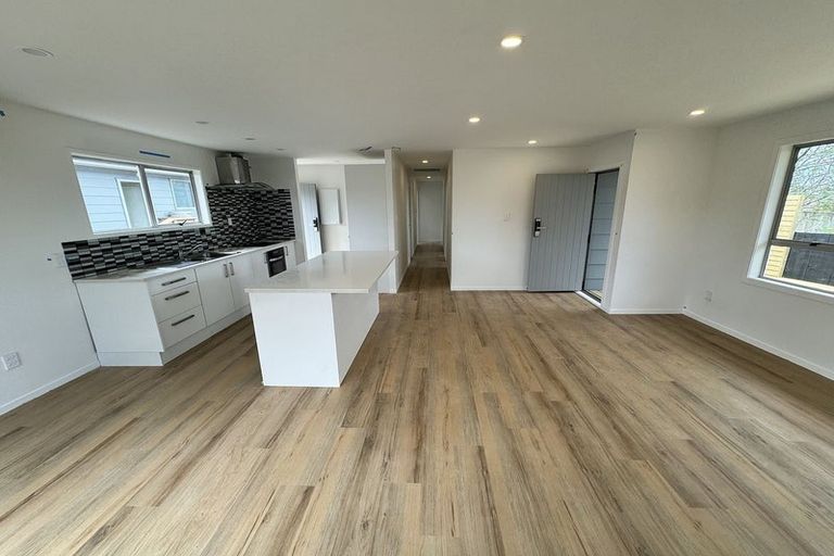 Photo of property in 58c Cedar Heights Avenue, Massey, Auckland, 0614