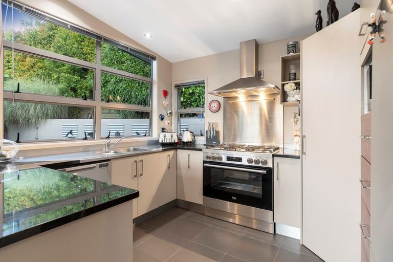 Photo of property in 15 Hadleigh Place, Bethlehem, Tauranga, 3110