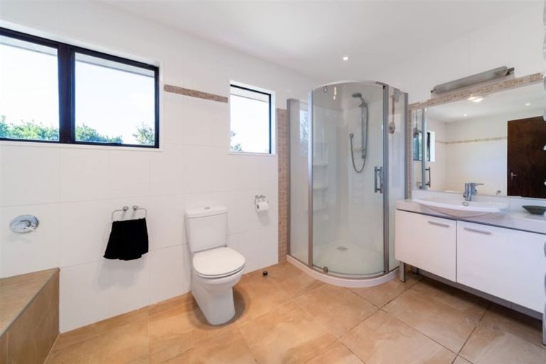 Photo of property in 11 Matai Road, Wanaka, 9305