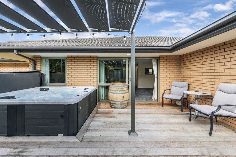 Photo of property in 47 Rolleston Drive, Rolleston, 7614