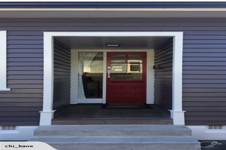 Photo of property in 130 Saint Martins Road, Saint Martins, Christchurch, 8022