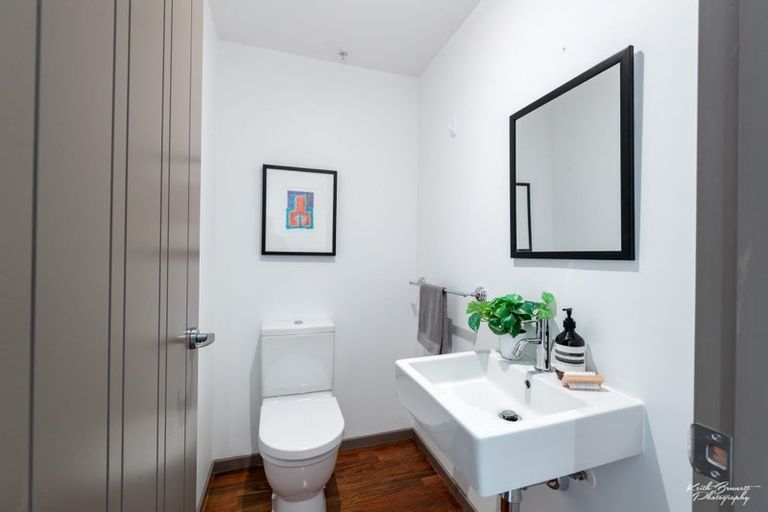 Photo of property in 3b/22 Telford Terrace, Oriental Bay, Wellington, 6011