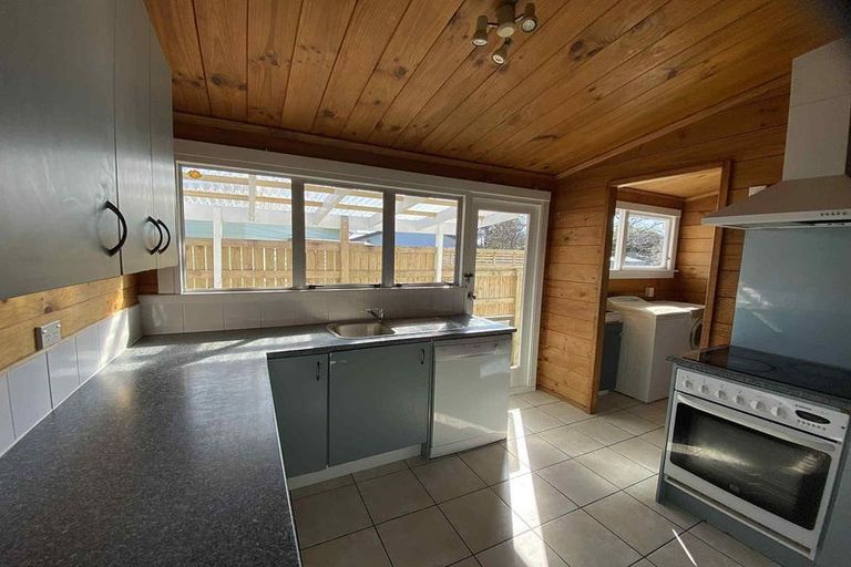Photo of property in 8-8a Walton Avenue, Waikanae, 5036