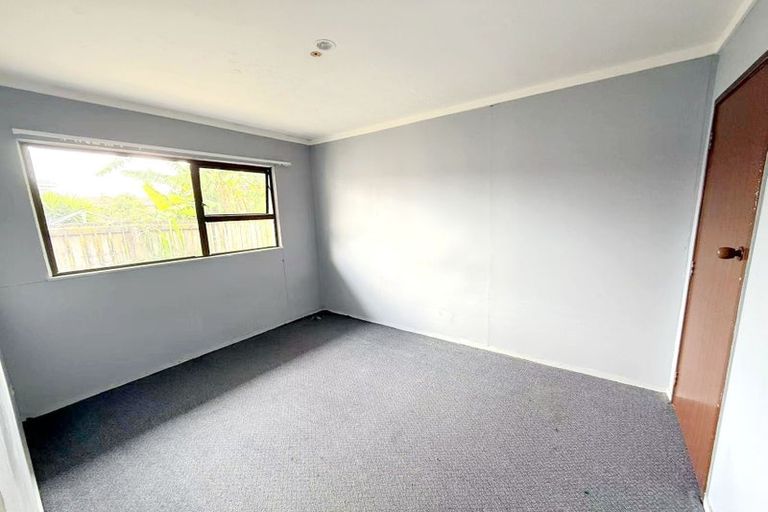 Photo of property in 2/4a Vine Street, Mangere East, Auckland, 2024