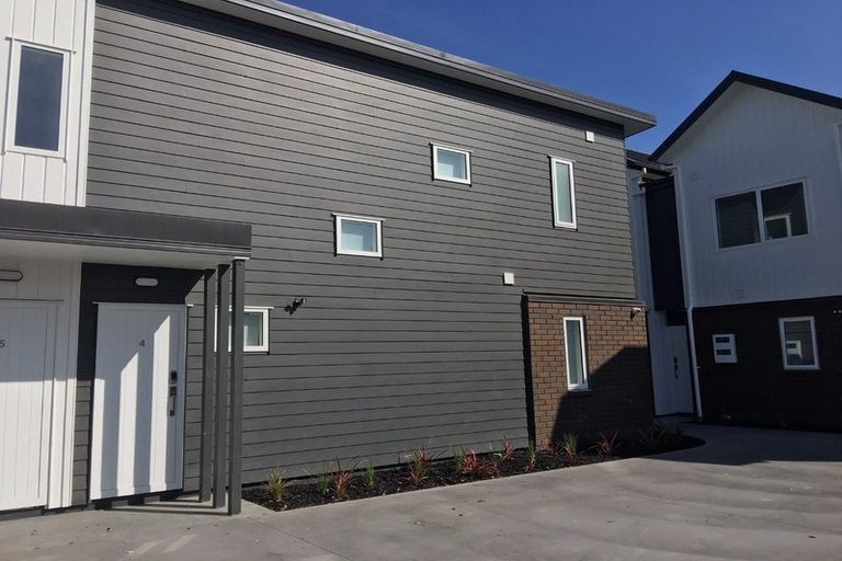 Photo of property in 7u4 Burrows Place, Frankton, Hamilton, 3204
