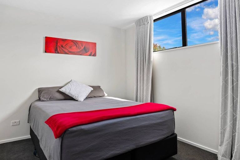 Photo of property in 16 Aitkenhead Street, Pokeno, 2402