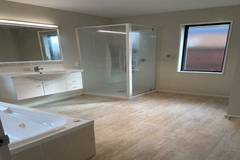 Photo of property in 31 Robinia Place, Wigram, Christchurch, 8042