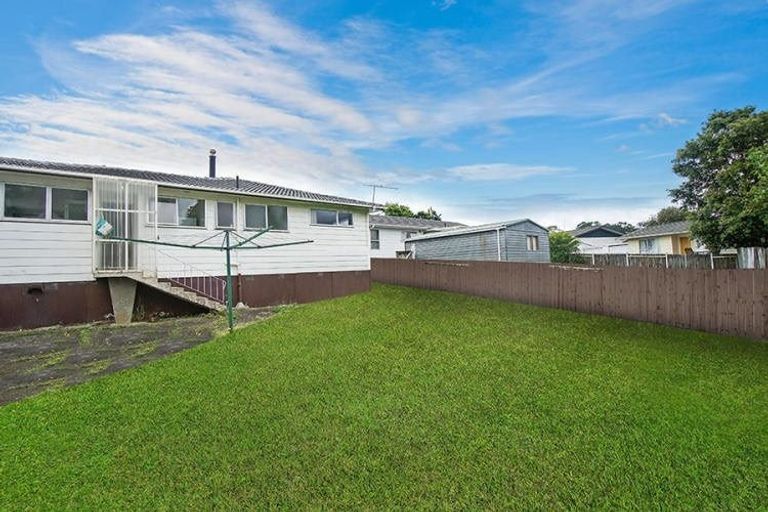 Photo of property in 8 Clyma Place, Massey, Auckland, 0614